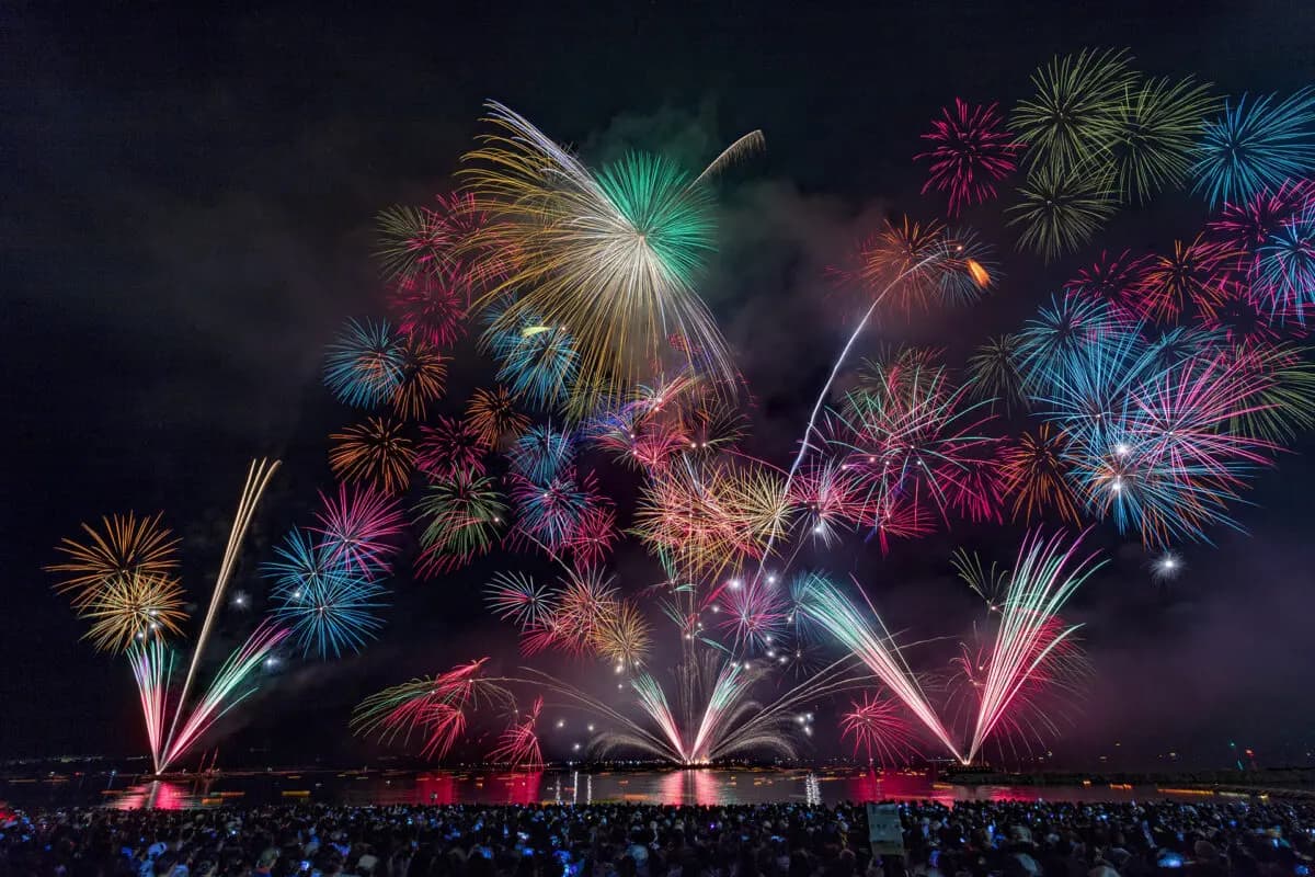 hanabi05-1200x800.jpg.webp